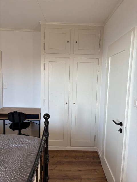 Apartment Lali Peseux, Neuchatel - 1 BR lake and Alps view Apartment in Neuchâtel