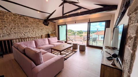 Communal lounge/ TV room, Lounge or bar