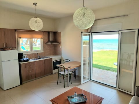 Natural landscape, Kitchen or kitchenette