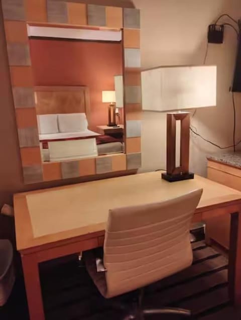 Gated 2 Double Bed Studio with Full Kitchen 112 Apartment in Baton Rouge