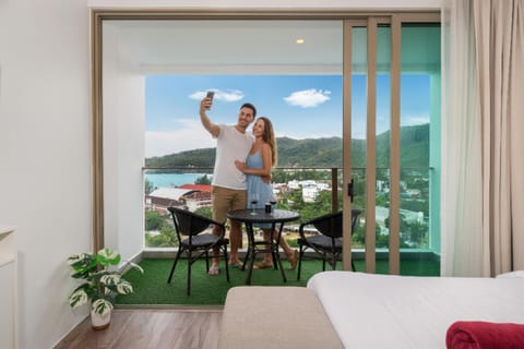 Balcony/Terrace, Bedroom, Mountain view, Mountain view, Sea view, Sea view