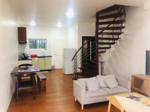 Kitchen or kitchenette, Living room