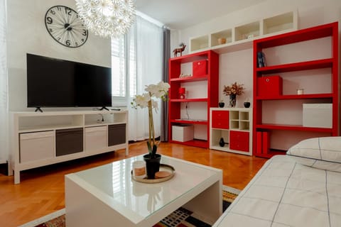 TV and multimedia, Living room