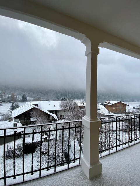 Balcony/Terrace, Internal: Not applicable to any particular room