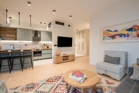 Kitchen or kitchenette, Seating area