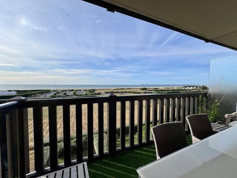 Deauville - beautiful apartment with sea view Apartment in Deauville