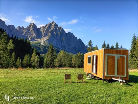 Property building, Spring, Day, Natural landscape, Mountain view
