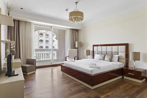 VayK - Stylish 1BR in Palm Jumeirah with Secluded Beach Access Apartment in Dubai