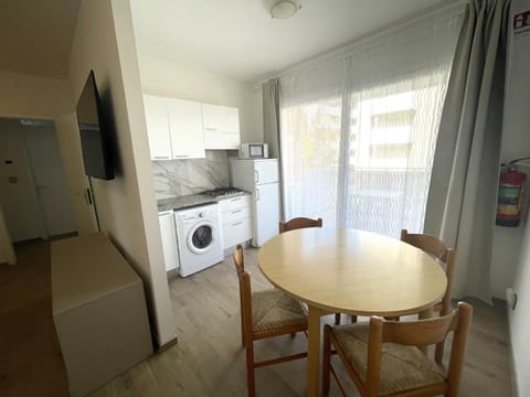 Living room, washing machine, kitchen