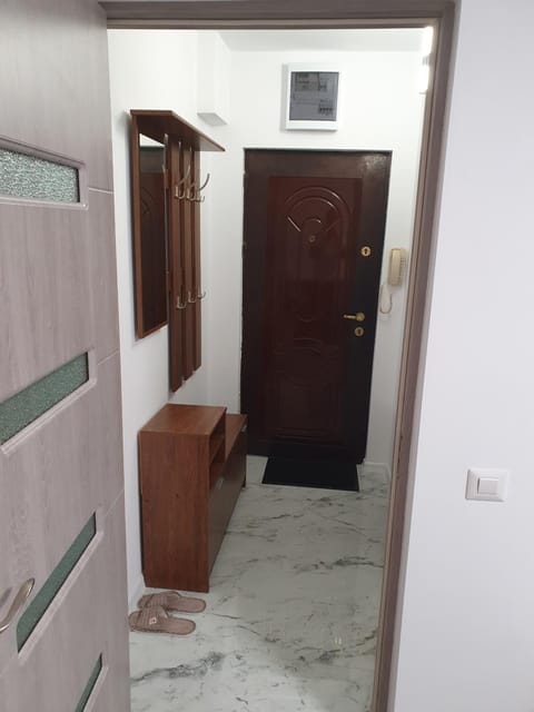 Apartament 2 camere Valea Rosie - Parter Apartment in Craiova