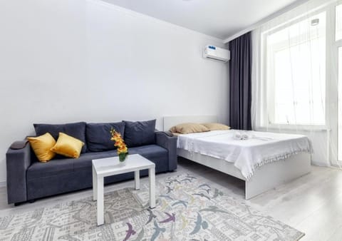 Bed, Living room, Photo of the whole room