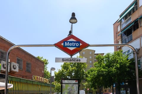 Oruro Habitación con confort y esencia boliviana en MadridTemporal HDB1201 Apartment in Madrid