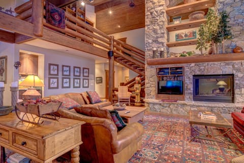 7650 Sterling Drive House in Deer Valley