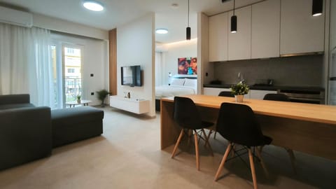 TV and multimedia, Living room, Dining area