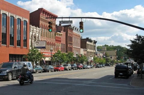 Downtown 3 Bed Loft Apartment Apartment in Ohio