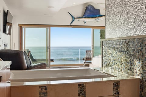 Oceanfront at Windansea Luxe 3-Story Home with Views, AC, Garage House in La Jolla