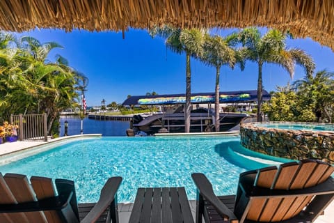 Aquaholics House in Bradenton