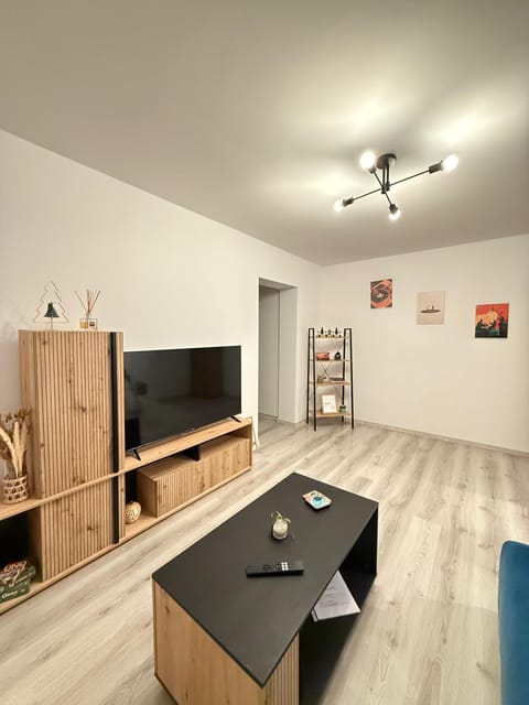 Luna Music Apartment Apartment in Craiova