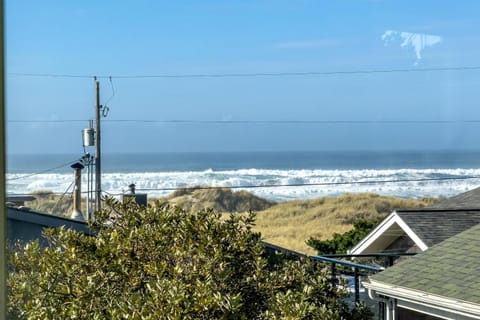 Full Circle House in Manzanita