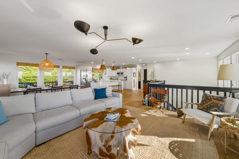 Full Circle House in Manzanita