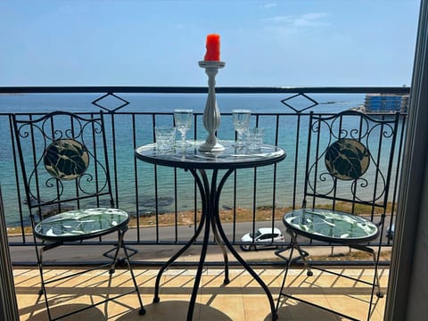 Day, Natural landscape, View (from property/room), View (from property/room), Balcony/Terrace, Balcony/Terrace, Beach, Beach, Sea view, Sea view, Street view, Street view, Quiet street view