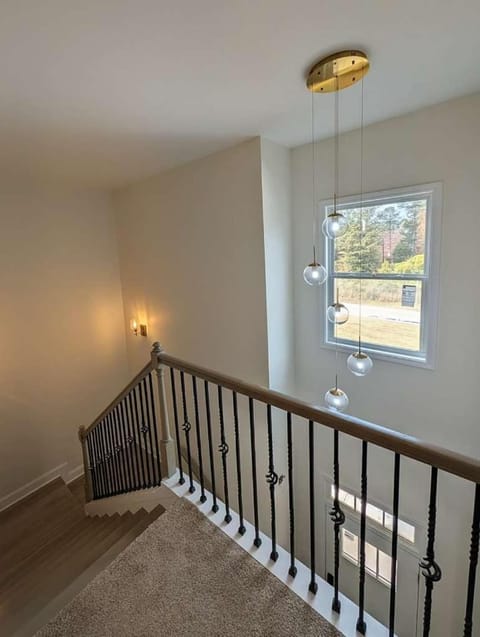 Cozy Modern Retreat in Douglasville House in Douglasville