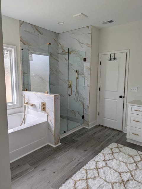 Cozy Modern Retreat in Douglasville House in Douglasville