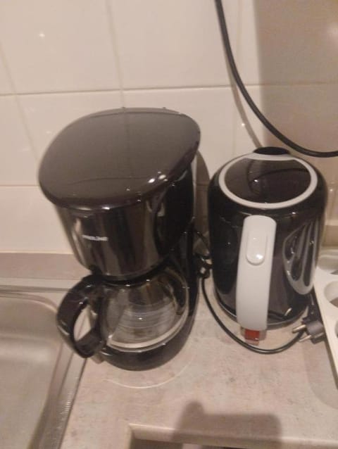 Chatillon Citea Express Capsule Chambre chez l'habitant Chatillon métro pour nuitée avec accès direct Paris centre et Espace limité en journée Paris sans nuitée accès limité 8h00-19h00 pour dépôt bagages Paris Espace bagages en journée Bed and Breakfast in Paris