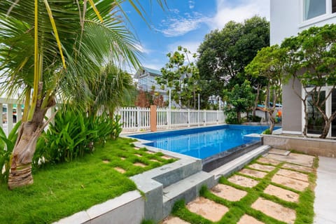 Natural landscape, Swimming pool