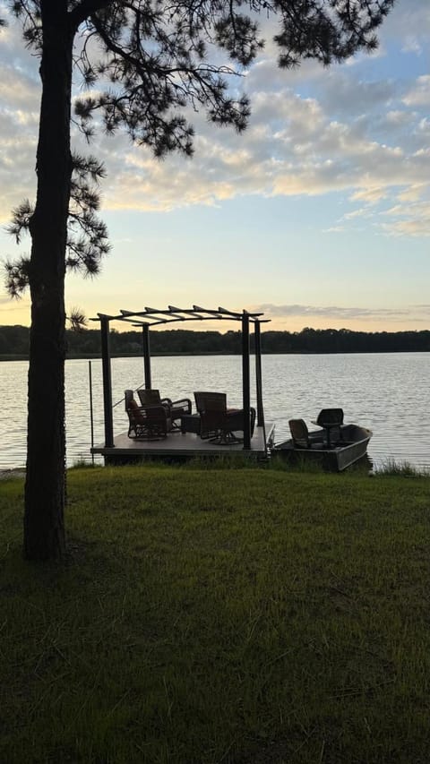 Home in Mount Pocono - Sauna & Lakefront House in Coolbaugh Township