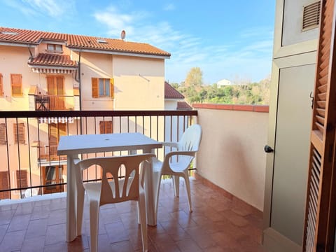 N034 - Appartamento con terrazzo a Numana Apartment in Numana