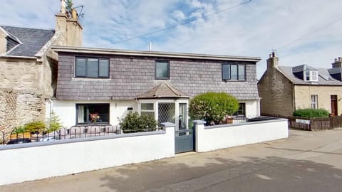 Property building, Beach, Street view, Location