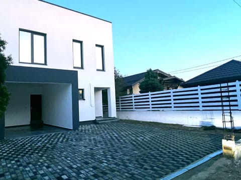 Casa Villa in Craiova