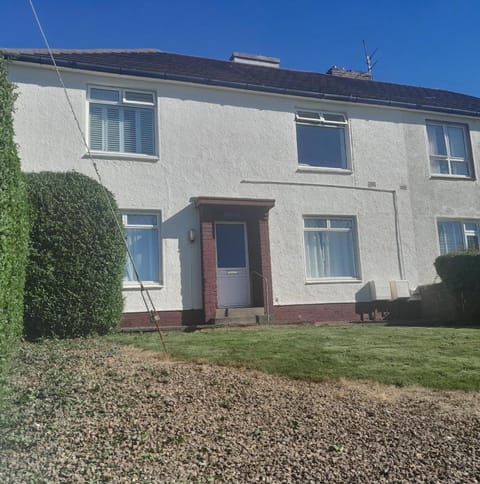 2-Bedroom Flat South Ayrshire Apartment in Troon