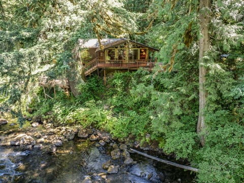 Bear River Retreat House in Welches