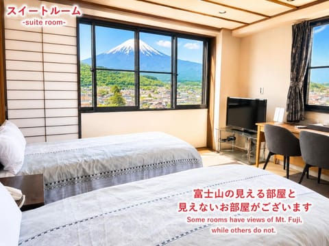 Bed, Natural landscape, Massage, TV and multimedia, View (from property/room), Photo of the whole room, Bedroom, Mountain view, furniture, heating, internet, towels