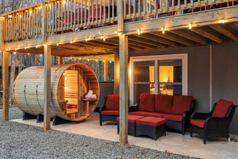 Luxury 3-Story Pocono Retreat w SaunaHot TubGames Chalet in Tunkhannock Township