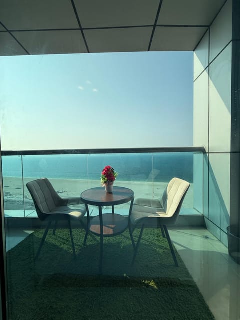 Sand And Beachfront Havens with sea view&pool&Gym&jacuzz Apartment in Ajman