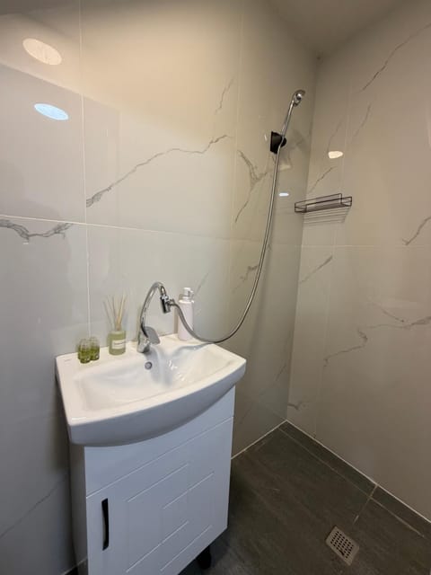 Botev MiniHub Hub 2 Modern Studio at Botev 88 Apartment in Sofia