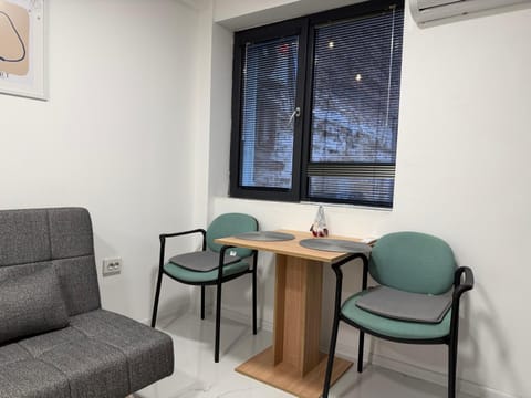 Botev MiniHub Hub 2 Modern Studio at Botev 88 Apartment in Sofia