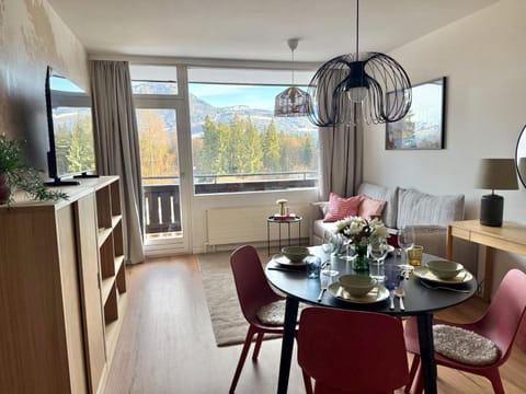 Living room, Photo of the whole room, Seating area, Dining area, Mountain view