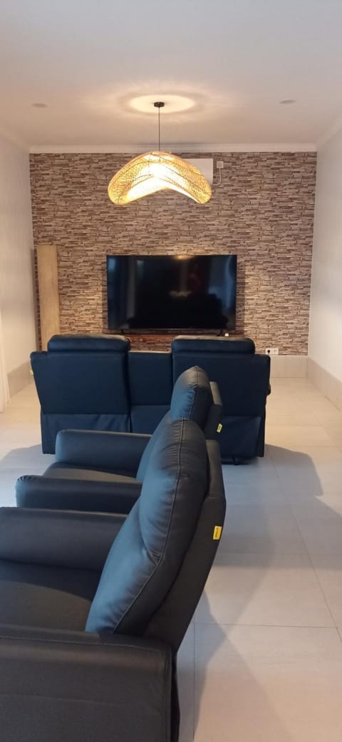 Khrisna Mooi villa 2 BR Villa in Abang