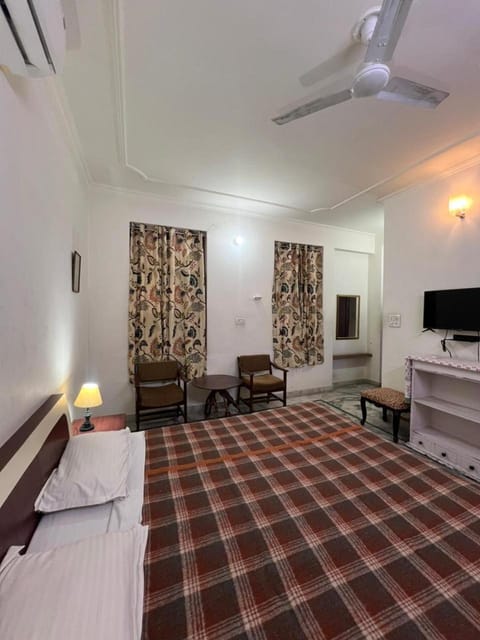 Property building, View (from property/room), Bedroom