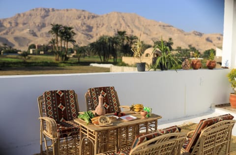 Day, Natural landscape, View (from property/room), Balcony/Terrace, Mountain view