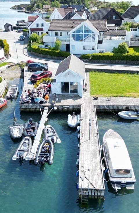 Natural landscape, Activities, Bird's eye view, Sea view