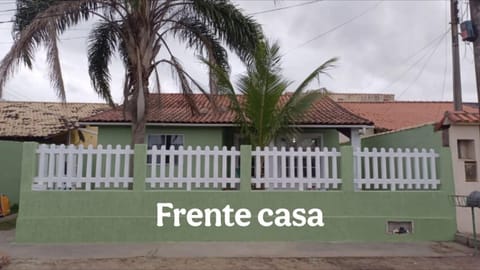 Casa Temporada Jardim Arco Iris House in São Pedro da Aldeia