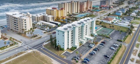 Ocean Terrace Apartment hotel in Daytona Beach Shores