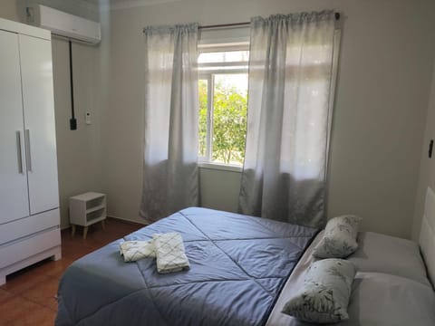 Bed, Bedroom, towels, wardrobe