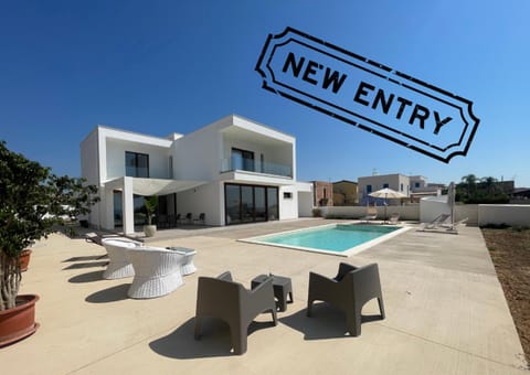 Property building, Pool view, Swimming pool
