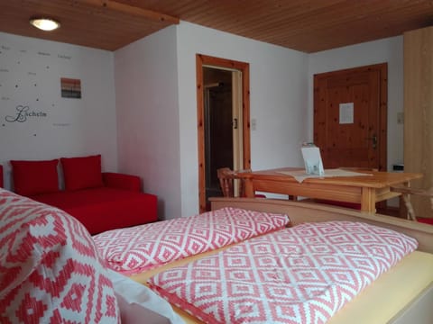 Bed, Living room, Photo of the whole room, Seating area, Bedroom